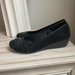 Wedge shoes